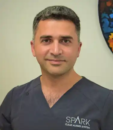 Dr Korosh Majidi – Dentist at Chatfield Dental Centre